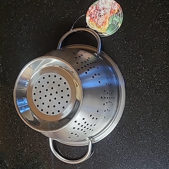 Bowl Colander - Picture 3 of 5